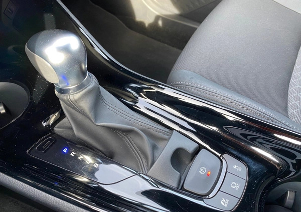 Toyota C-HR cena 127500 przebieg: 12775, rok produkcji 2023 z Kalisz małe 596